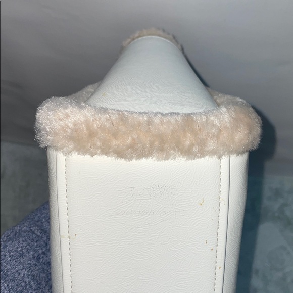 New Kate Spade ‘Jett’ Faux Shearling Small Tote - Picture 6 of 16